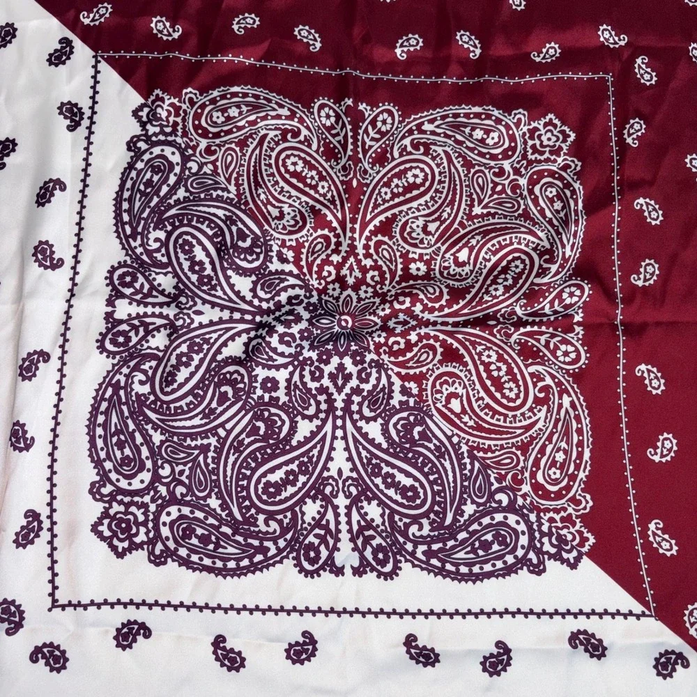 Paisley Square Scarf Burgundy White Excellent Silky Bandana Wrap 26.5 x 26.5 in